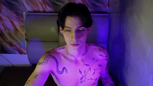 Apolo Hidalgo01 online show from October 3, 11:24 pm