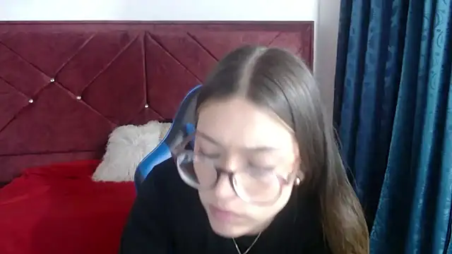 zoe sweet5 online show from January 5, 9:40 pm