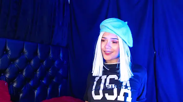 Annyjhonson online show from March 7, 12:48 am