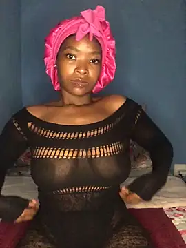 Snapshot of NunuBerry16 chatting on January 12, 7:42 pm NunuBerry16 online show from January 12, 7:42 pm