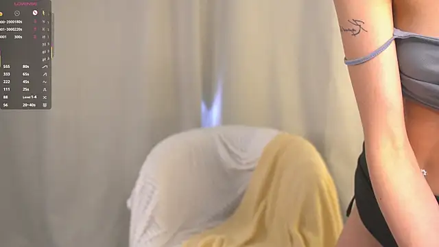 GeorginaCurvin online show from April 9, 6:19 am