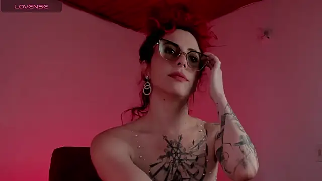 Borbala Iggy online show from December 26, 6:12 pm