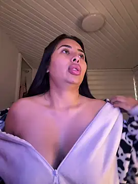 Anily Lovely online show from April 11, 10:58 pm