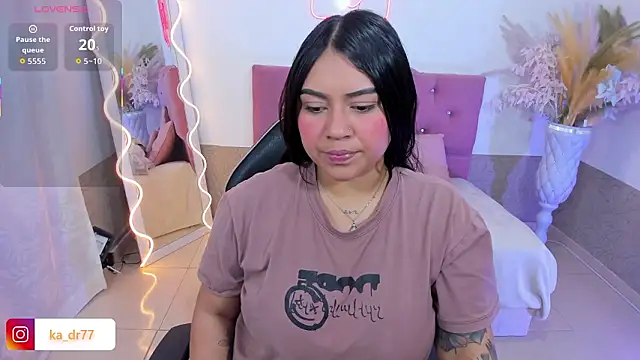 kendra tay online show from March 3, 4:07 am