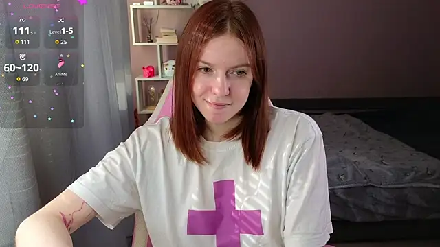 Snapshot of CassieJuice69 chatting on May 8, 2:11 pm CassieJuice69 online show from May 8, 2:11 pm