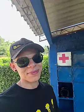 Daddyrich 632 online show from April 14, 3:07 pm