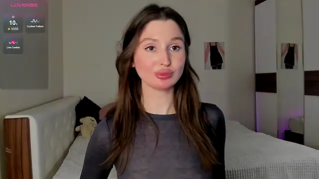 Snapshot of tender_babyy chatting on December 8, 5:22 pm tender babyy online show from December 8, 5:22 pm