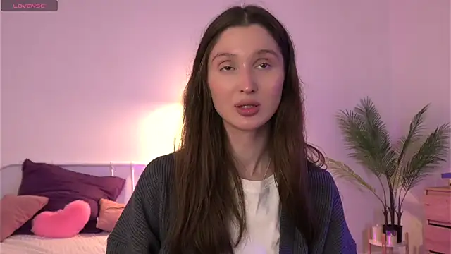 Snapshot of tender_babyy chatting on September 13, 12:27 pm tender babyy online show from September 13, 12:27 pm