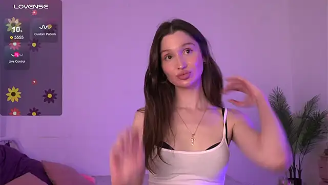 Snapshot of tender_babyy chatting on October 28, 1:03 pm tender babyy online show from October 28, 1:03 pm