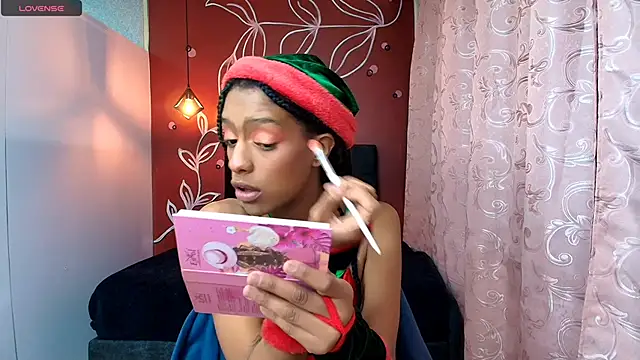 Zia Green online show from December 24, 11:17 am