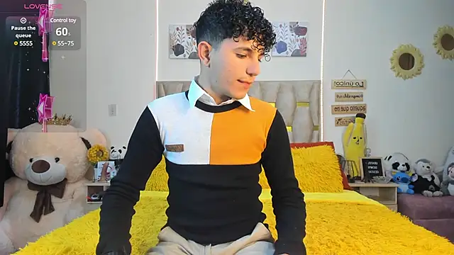 Snapshot of patrick_sanzz chatting on January 29, 4:52 pm patrick sanzz online show from January 29, 4:52 pm