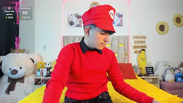 Snapshot of patrick_sanzz chatting on February 4, 8:38 pm patrick sanzz online show from February 4, 8:38 pm