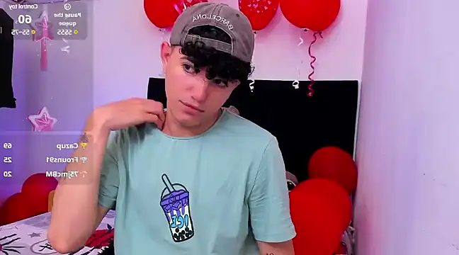 Snapshot of patrick_sanzz chatting on February 13, 8:38 am patrick sanzz online show from February 13, 8:38 am