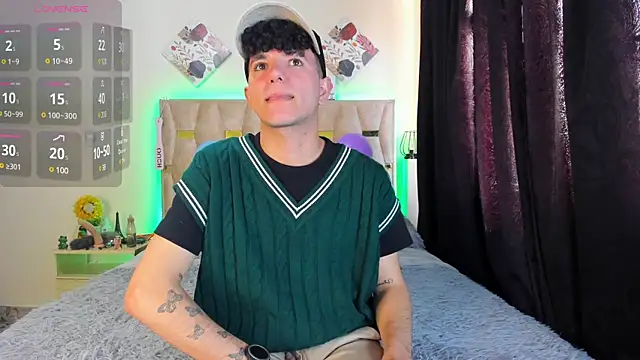 Snapshot of patrick_sanzz chatting on March 11, 12:39 pm patrick sanzz online show from March 11, 12:39 pm