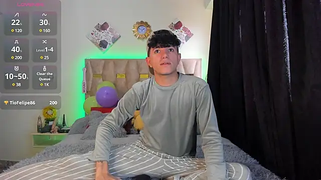 Snapshot of patrick_sanzz chatting on March 14, 4:19 pm patrick sanzz online show from March 14, 4:19 pm