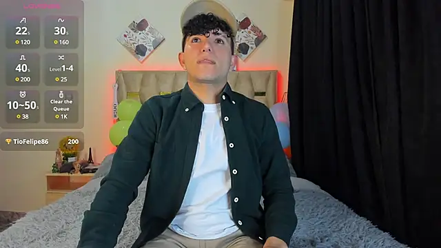 Snapshot of patrick_sanzz chatting on March 15, 12:36 am patrick sanzz online show from March 15, 12:36 am