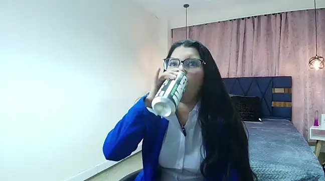 Snapshot of Asly_Morgan chatting on February 14, 3:33 am Asly Morgan online show from February 14, 3:33 am