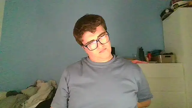 Snapshot of sorolla12 chatting on April 24, 12:35 am sorolla12 online show from April 24, 12:35 am