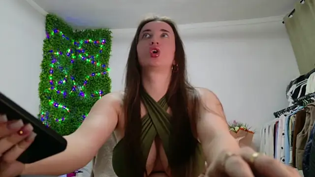 Snapshot of Lorennameliyy chatting on January 25, 8:00 pm Lorennameliyy online show from January 25, 8:00 pm