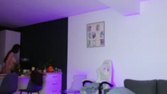 Snapshot of Lorennameliyy chatting on November 2, 8:00 pm Lorennameliyy online show from November 2, 8:00 pm