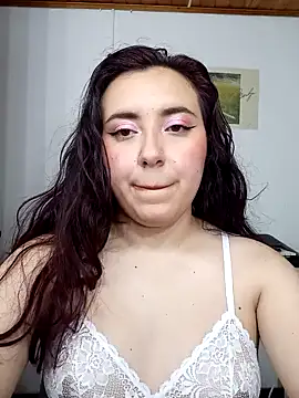 Emi chik online show from January 26, 2:14 am