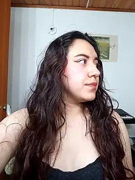 Emi chik online show from September 11, 11:21 am