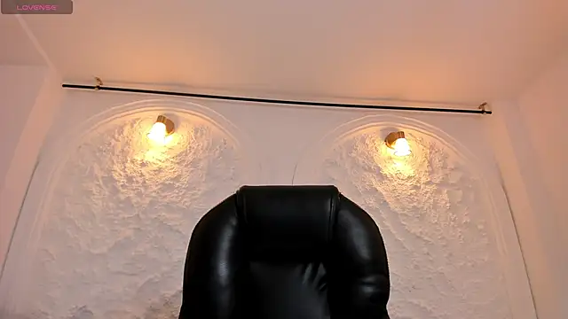 KatieNolan 1 online show from February 9, 7:40 pm