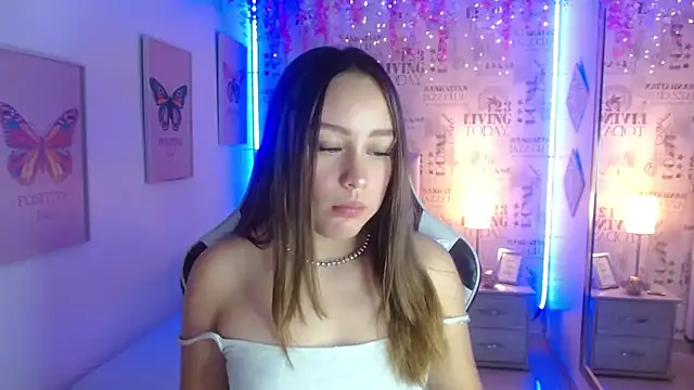 Ivyy Crystal online show from March 11, 11:48 pm