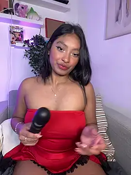 Isabella fasilier online show from March 1, 12:45 am