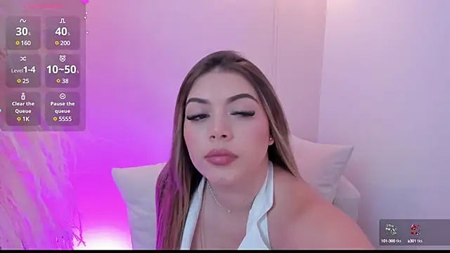 Snapshot of thaliafox_ chatting on January 21, 12:04 am thaliafox online show from January 21, 12:04 am