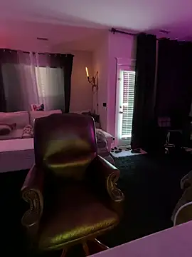 Snapshot of Pressure69mee chatting on January 29, 3:58 pm Pressure69mee online show from January 29, 3:58 pm