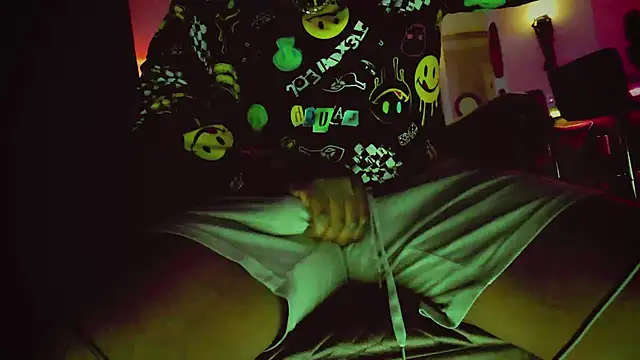 Snapshot of Pressure69mee chatting on February 2, 9:08 am Pressure69mee online show from February 2, 9:08 am