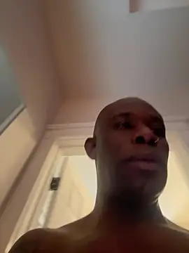 Snapshot of Pressure69mee chatting on March 9, 6:21 pm Pressure69mee online show from March 9, 6:21 pm