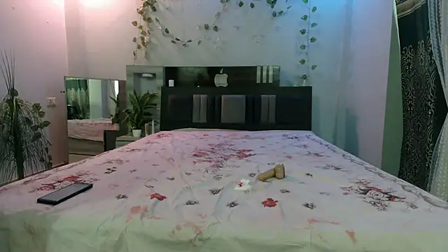 jenny-ki-bella online show from May 13, 2:42 am
