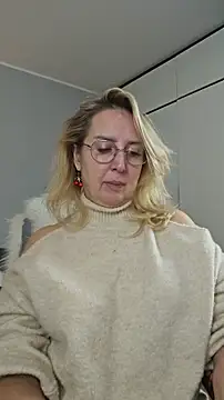 MariaRichi  online show from March 23, 6:45 pm