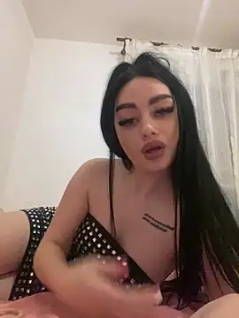 Gya Rue online show from January 18, 9:18 pm