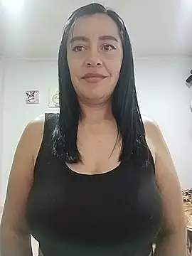 hailey85 online show from June 4, 12:38 am
