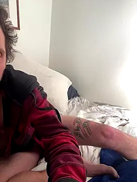 Snapshot of mackshaft4711 chatting on December 4, 6:22 am mackshaft4711 online show from December 4, 6:22 am