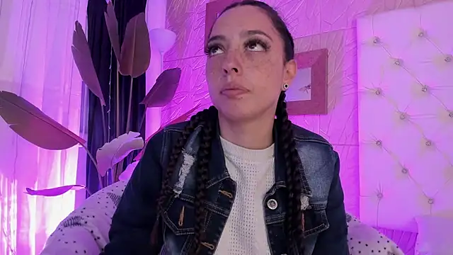 sadashi moon  online show from March 16, 12:23 am