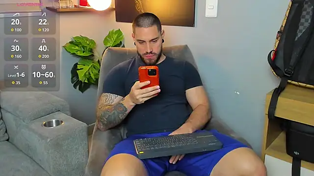 Giorgio-Leone online show from March 13, 11:44 pm