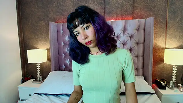 Snapshot of Akane_Uwu chatting on February 10, 12:29 pm Akane Uwu online show from February 10, 12:29 pm