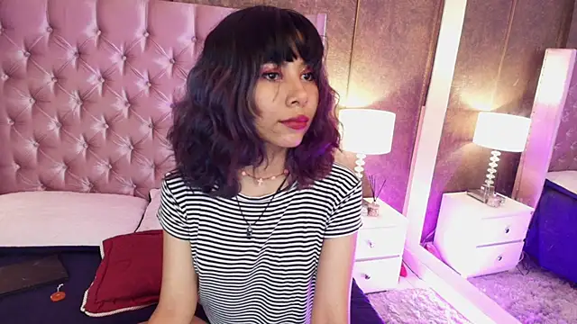 Snapshot of Akane_Uwu chatting on February 19, 12:55 pm Akane Uwu online show from February 19, 12:55 pm