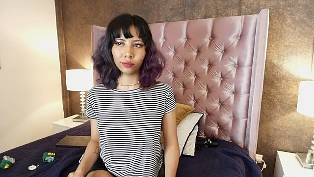 Snapshot of Akane_Uwu chatting on February 19, 4:00 pm Akane Uwu online show from February 19, 4:00 pm