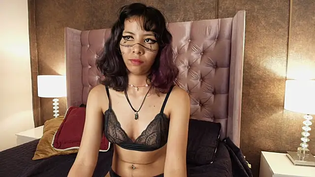 Snapshot of Akane_Uwu chatting on February 23, 7:17 pm Akane Uwu online show from February 23, 7:17 pm