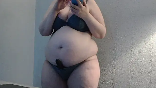 desiree1981 online show from February 27, 12:05 pm