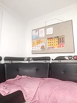 AnnieScott  online show from November 28, 6:54 pm