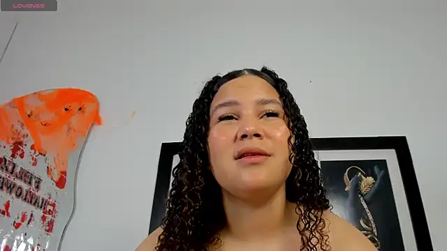 zoee lovv online show from October 24, 3:03 am