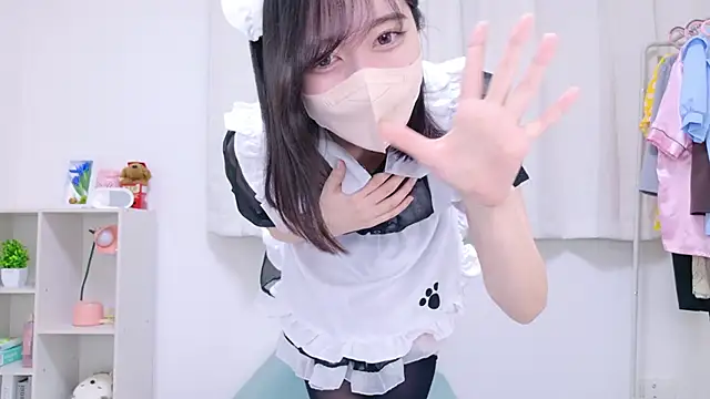 Snapshot of Yurie_ chatting on January 8, 11:10 am Yurie online show from January 8, 11:10 am