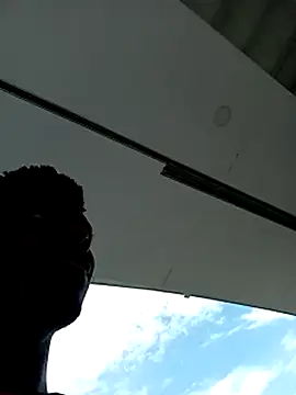 Snapshot of DalianHR33 chatting on February 17, 6:15 pm DalianHR33 online show from February 17, 6:15 pm