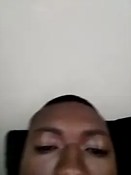 Snapshot of zipeqengeshe21 chatting on January 20, 4:43 am zipeqengeshe21 online show from January 20, 4:43 am